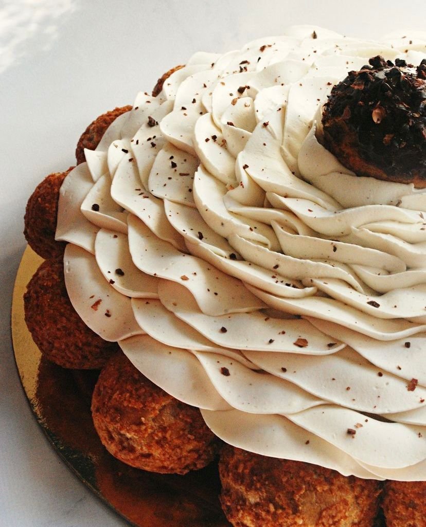 Saint Honoré (saveurs au choix)